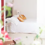Domna Hotel